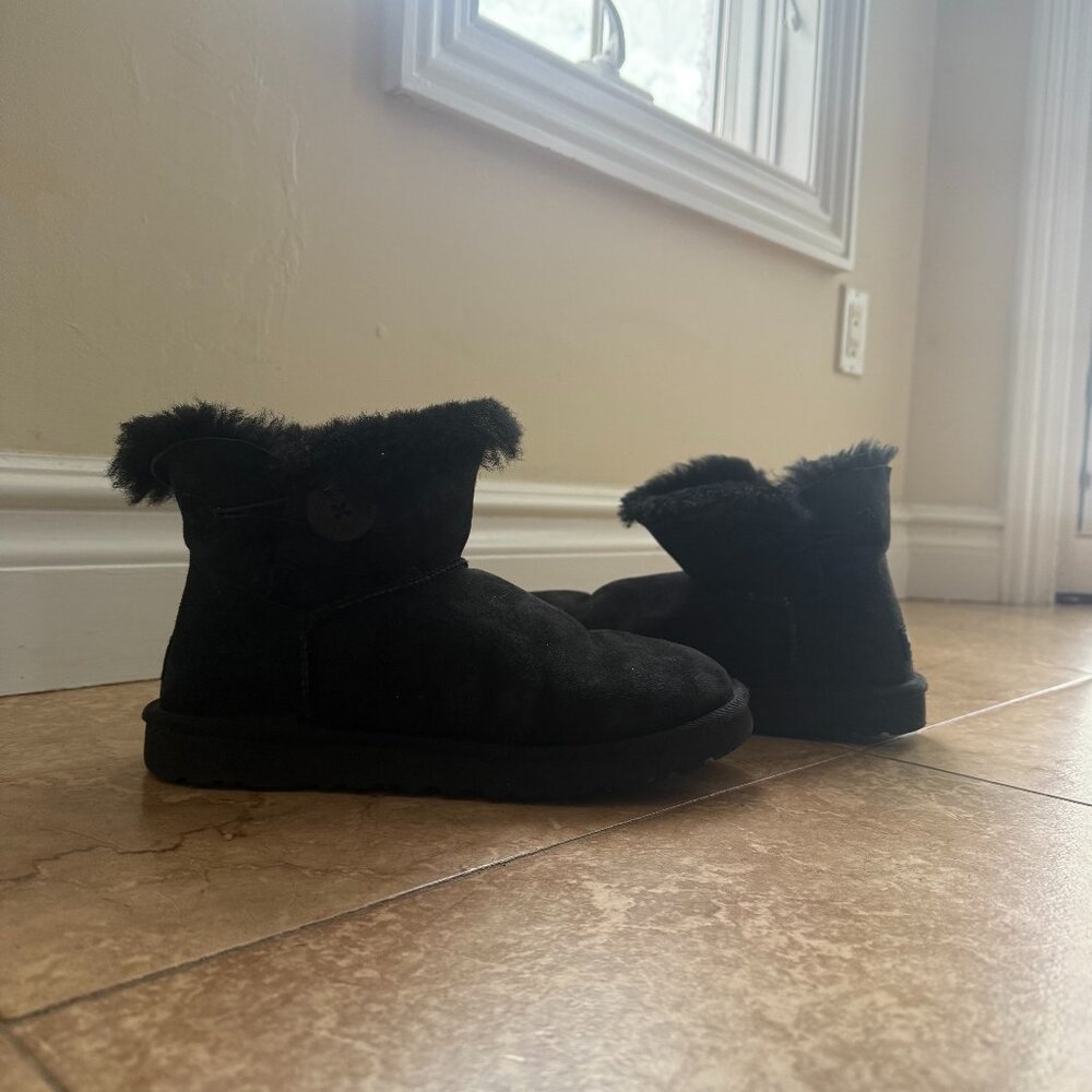 UGG Australia Black Boots - Women's Size 9 - Authentic